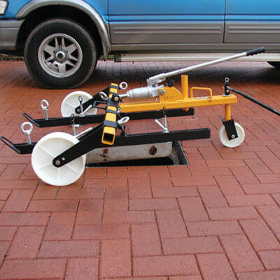 Manhole Cover Lifter